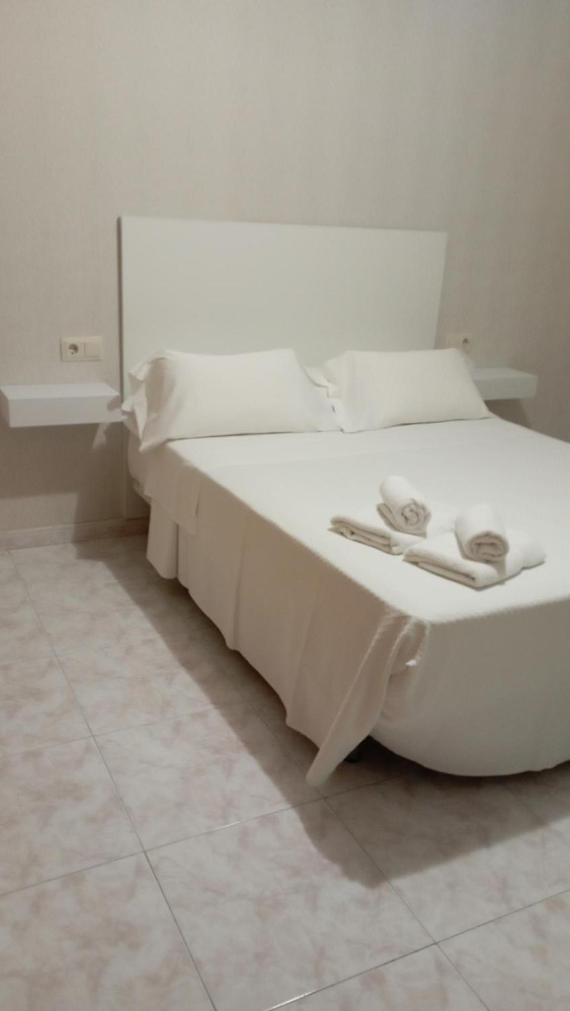Apartamentos Dunamar Noalla  Luaran gambar