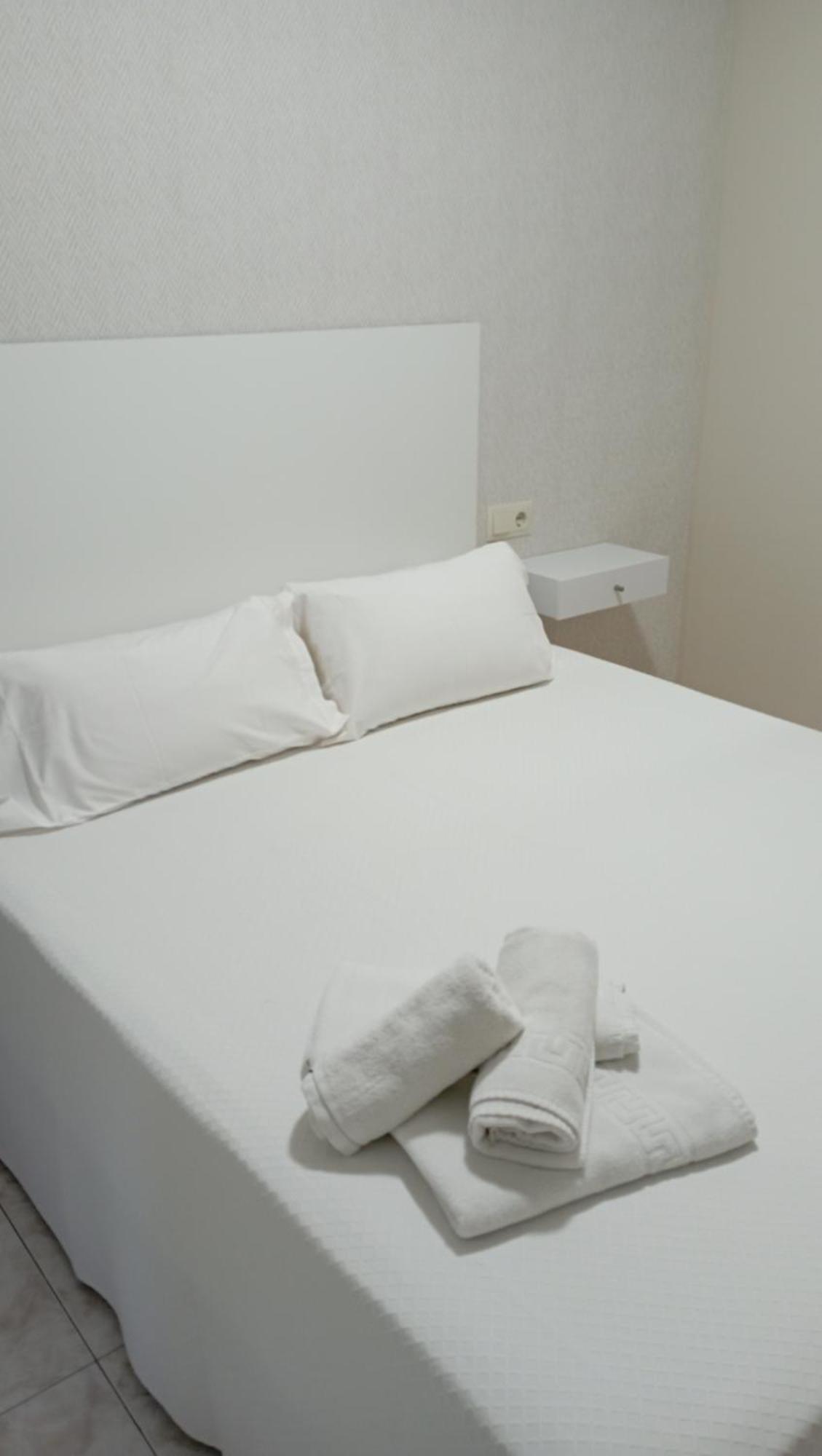 Apartamentos Dunamar Noalla  Luaran gambar